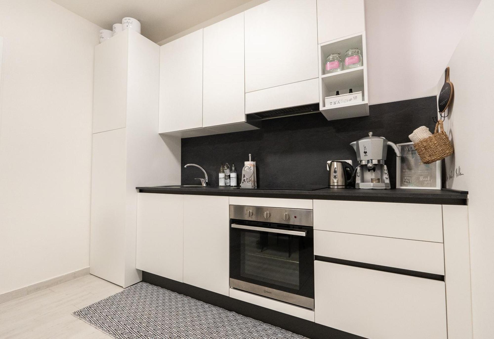 C-Apartment Lake Garda سالو المظهر الخارجي الصورة